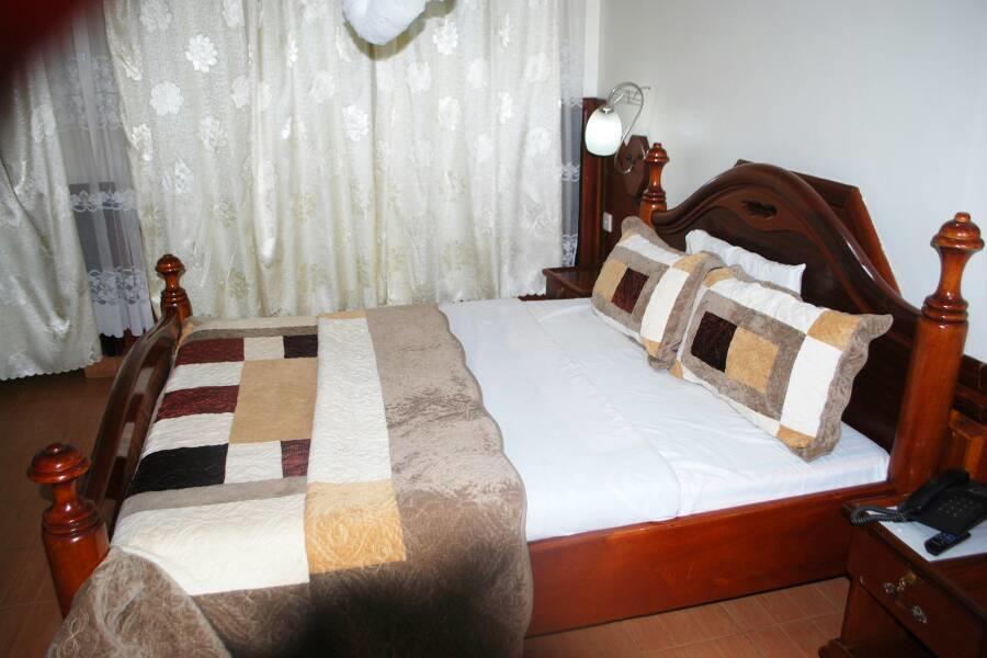 Palm World Hotels Mbarara Zewnętrze zdjęcie
